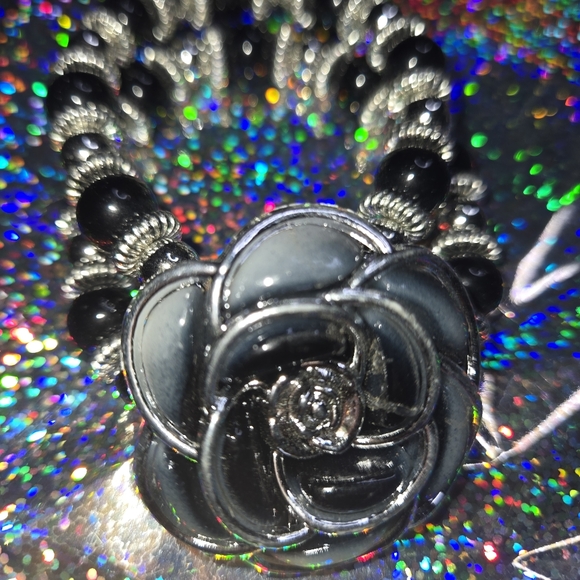 Fashion Jewelry I Rose Double Bracelet I Faux Black Pearl I Expandable - Picture 2 of 5